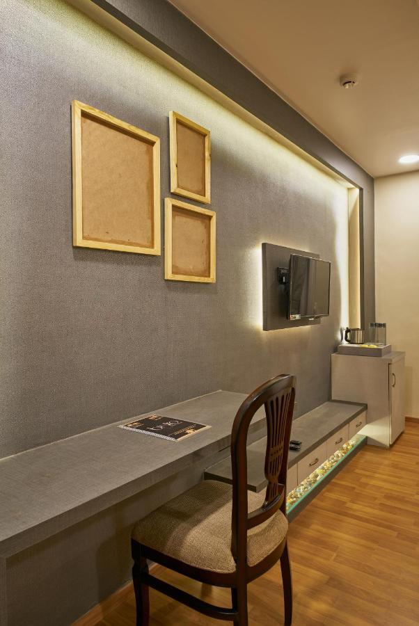 Tranquil La Casa Hotell Pune Exteriör bild