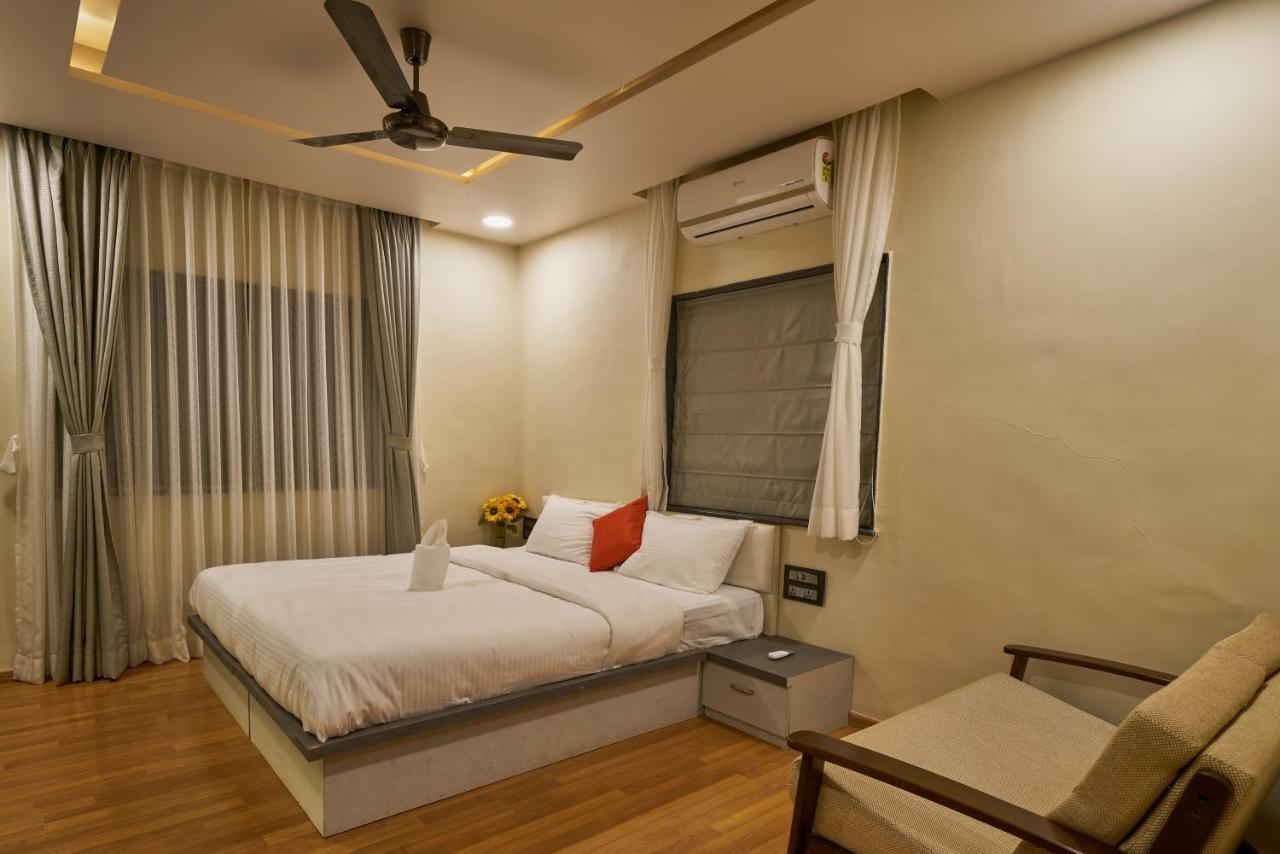 Tranquil La Casa Hotell Pune Exteriör bild